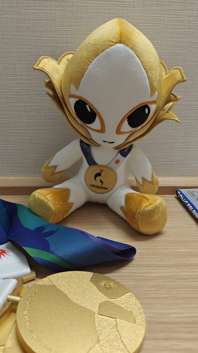 ChikithaRao's tweet photo. A beautiful memory to cherish! 🥰🏅

Happy to receive the #Honohon mascot and medal from the Aichi-Nagoya 2026 Asian Games. 🇮🇳

#AsianGames #Mascot #India https://t.co/HCjgRFsTIj