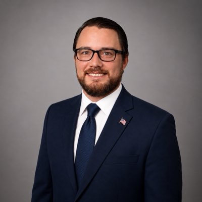 cody_mackall's tweet photo. #NewProfilePic https://t.co/02PWy7pnBV