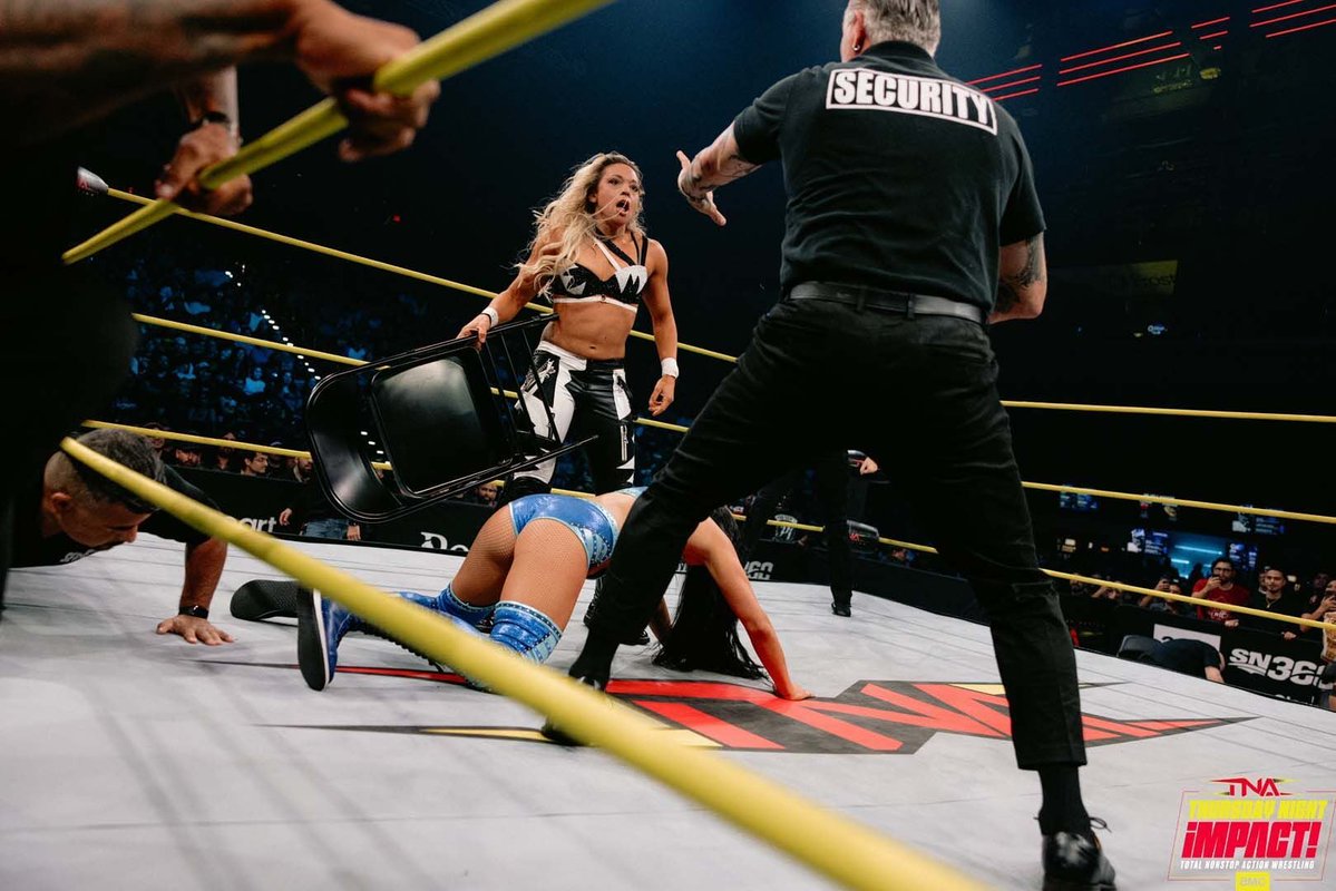 divadirt's tweet photo. 🔥 Zoey Serrano and Xia Brookside Take Out Indi Hartwell; M vs Black Next Week dlvr.it/TVkxcM #Allie #ElaynaBlack #HeatherReckless #IndiHartwell https://t.co/oFay2Xqsrx