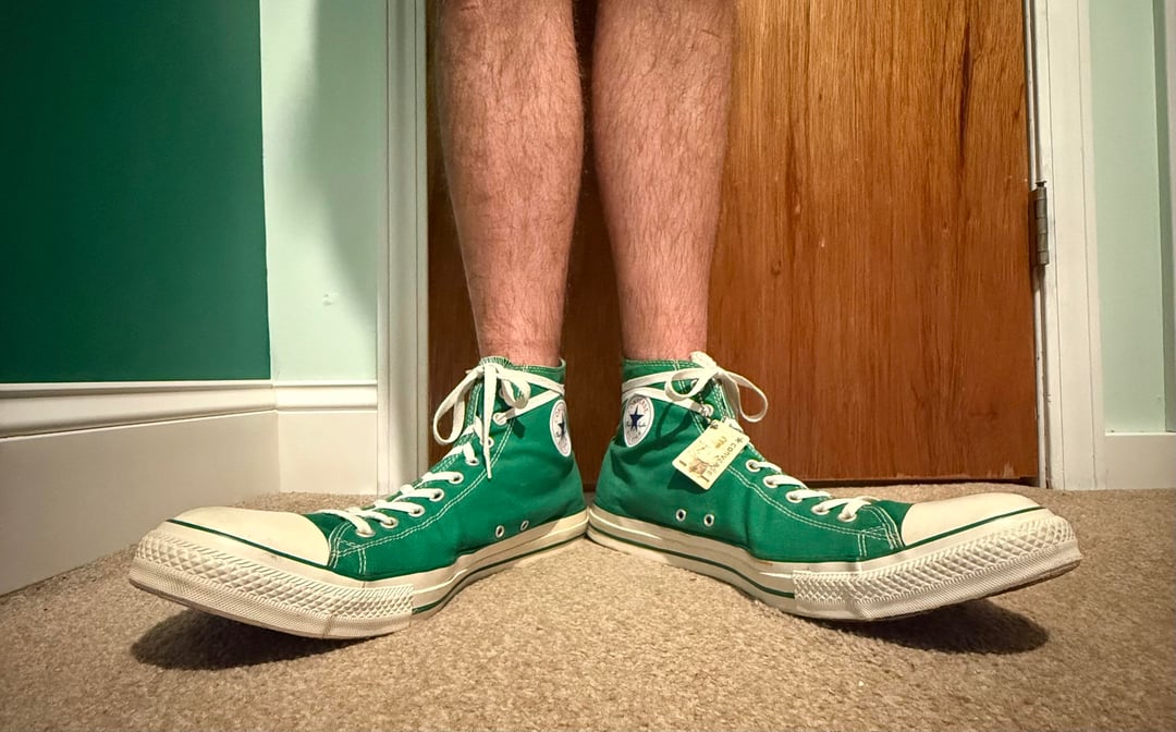 oversizedchucks's tweet photo. I love these green ones so much!

#Fetish #ConverseFetish #ConverseLover #oversizedchucks #CONVERSEFamily #Chucks #Converse #ChuckTaylor https://t.co/tQm1Y0lpY4