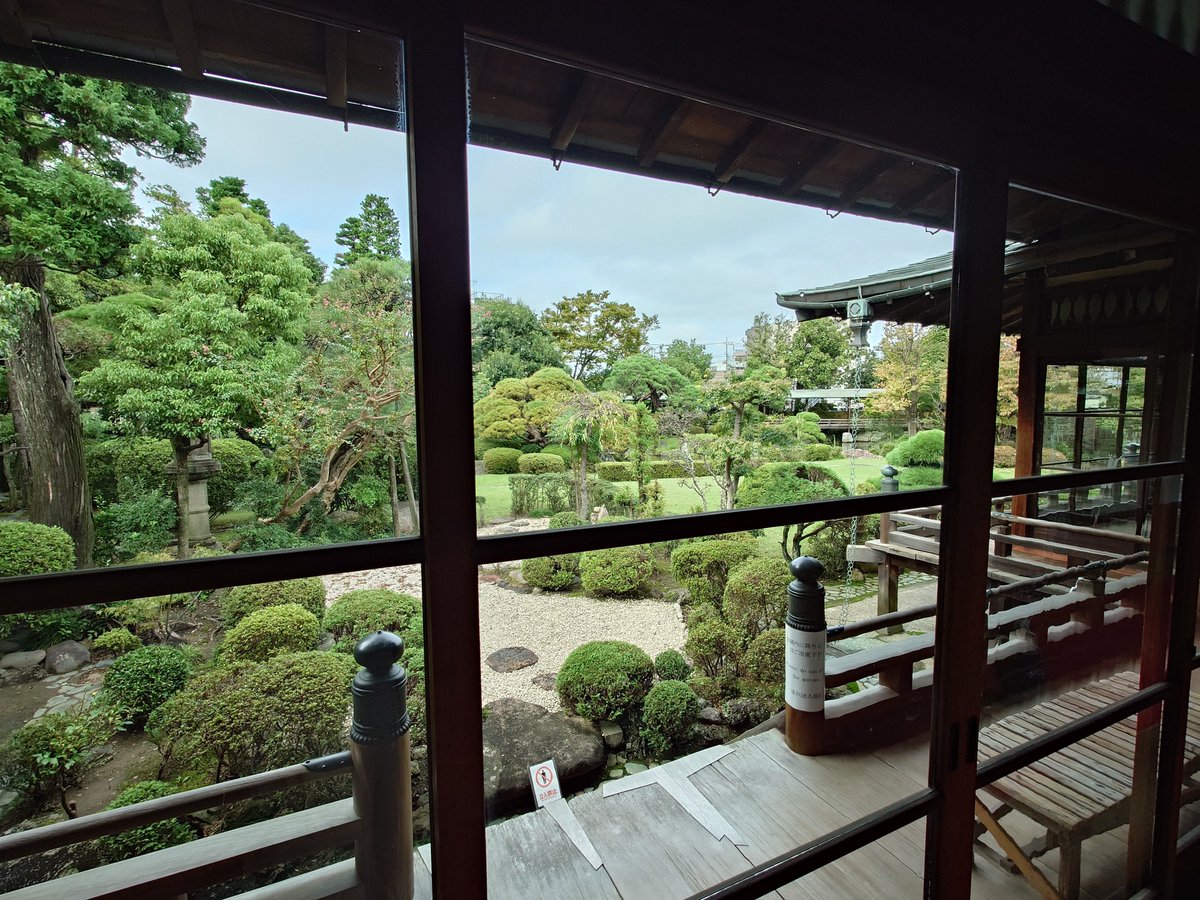 rena_chu's tweet photo. 帝釈天の中にある庭園が凄く好みでぇ…回遊式で見やすかった！撮影禁止の彫刻も立体感感じる木彫りで見入っちゃった
何気に帝釈天初めてだった！ https://t.co/cpsEWQ3sU3