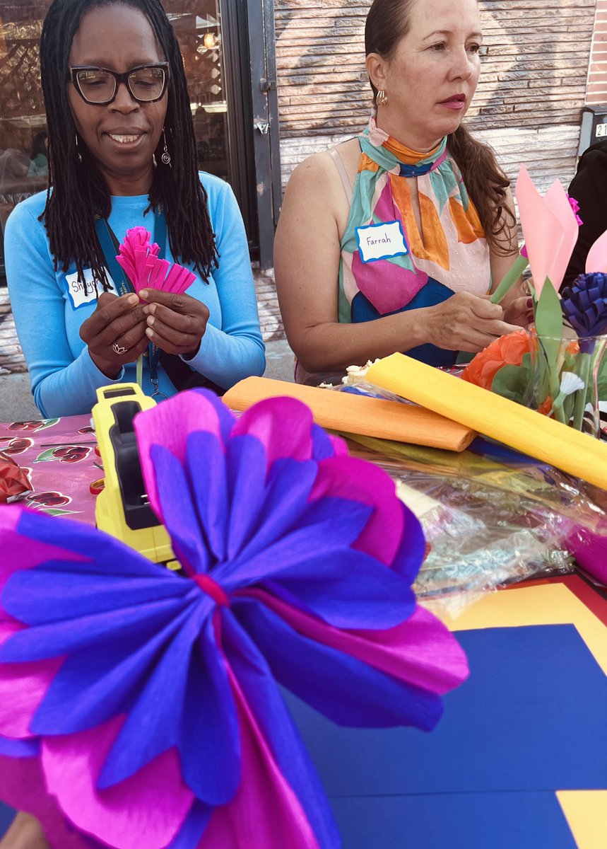 AbdOakland's tweet photo. What an incredible time slowing down with you all and creating beautiful things.

Thanks for coming out to our Paper Flower Maker Meet-Up.

Huge shoutout to @mohkahouse for their incredible hospitality and @dimondhalaleatery for the best wings hands down https://t.co/UcwX0vxkOg