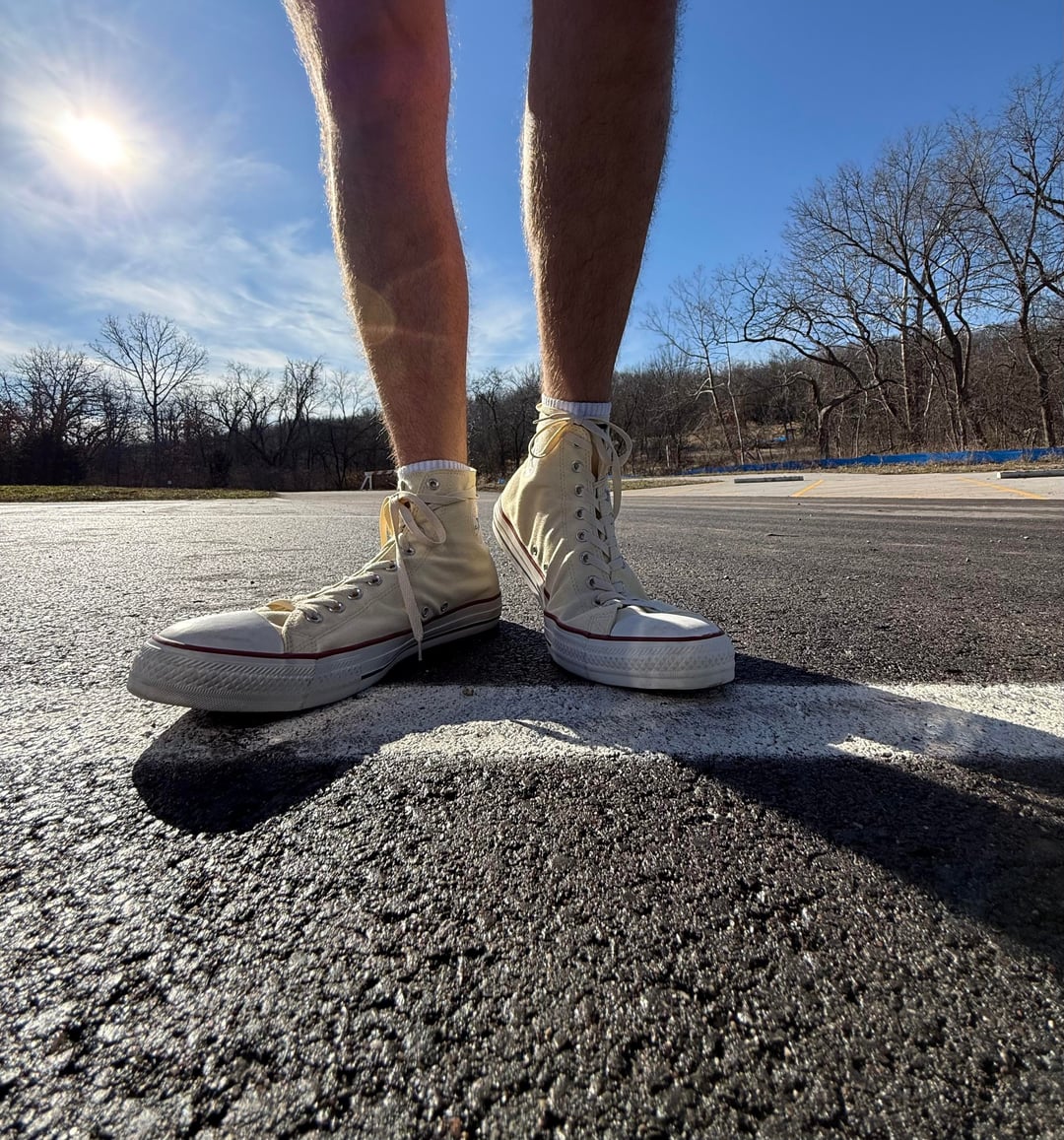 oversizedchucks's tweet photo. Some shots from the archive! took these out and about in winter last year.

#Fetish #ConverseFetish #ConverseLover #oversizedchucks #CONVERSEFamily #Chucks #Converse #ChuckTaylor https://t.co/yodmupF2Pf