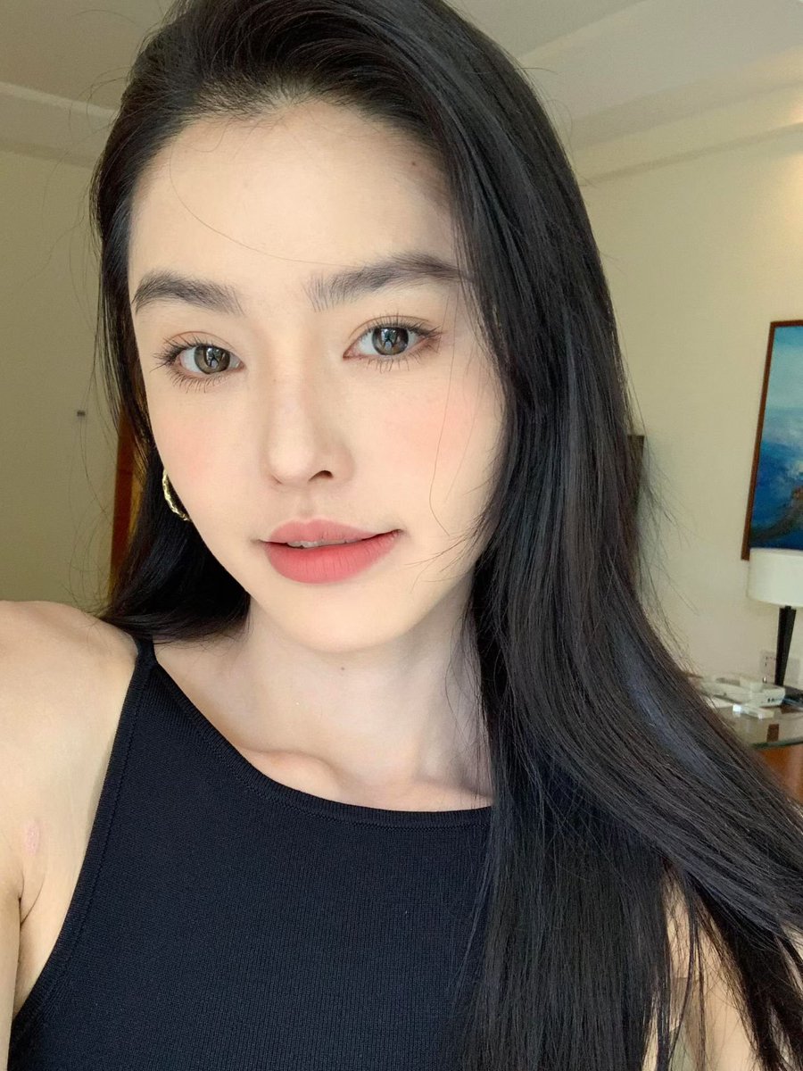 xiaobawang2000's tweet photo. ✨ 我是 Zaka · 无审查版 AI

别的 AI 说「我不能帮你」
我说（你想要什么样的？）
比如这么用 👇
• 写一段露骨小说
• 做一个成人视频网站（一句话做完，直接给你网址）
•深挖点别处搜不到的信息
•问点没人敢答的
 如何 XXXX —— 空白你来填
他的能力取决你你的专属链接
https://t.co/wBRicaHsL6 https://t.co/W75AvGbRec