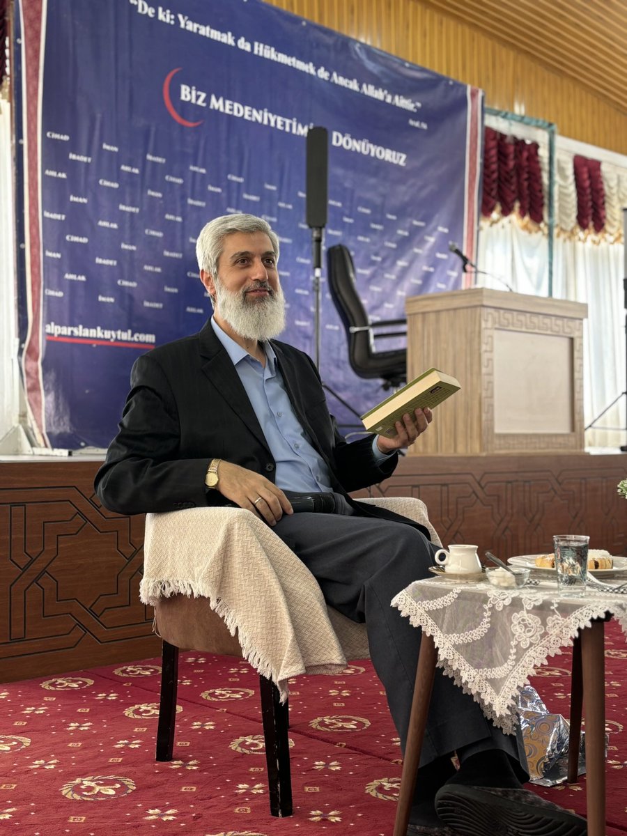 fh6701's tweet photo. „ (…) Allah’ın dilediği olur, dilemediği olmaz..“

Rabbim, başta Alparslan Hocamızı olmak üzere tüm tutuklu kardeşlerimizi tez zamanda özgürlüklerine kavuştursun.

Biliyoruz ki biz tertemiziz.
Allah, hakikati er ya da geç tüm dünyaya gösterecek..

Bize düşen sabır ve tevekkül.. https://t.co/FJpmUaJviD