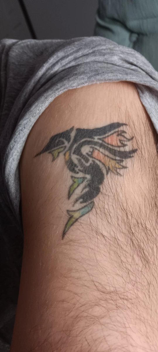tiggers8fw's tweet photo. Ma first tattoo https://t.co/JPx2PKwVUh
