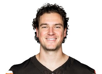 BS_Cleveland's tweet photo. I wonder what Andre Szmyt finna do after the game 😭😭. Prolly fuck some bad hoes 😭😭. Maybe do a money spread 😭. Ooh he so tuff bruh. 😭😭That kick would have been good from 75 bruh😭😭. Szmyt so tuff bruh 😭😭 https://t.co/nQvjSOMZDo
