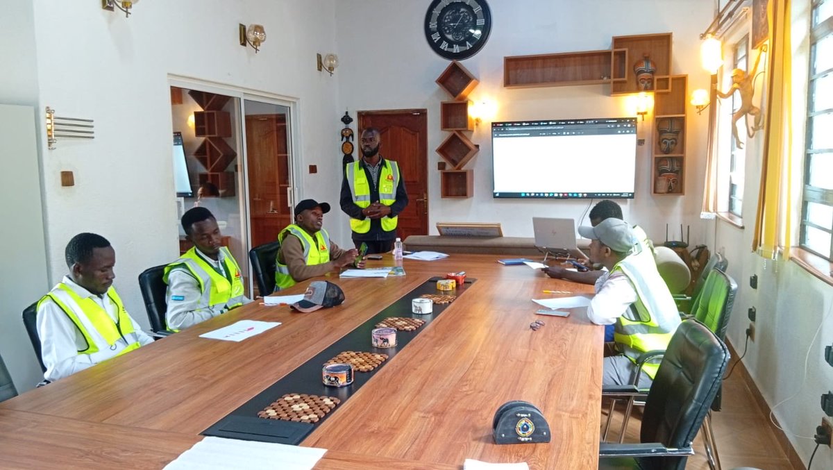 GrimoAgencies's tweet photo. From theory training to the practical part in the field. At Grimo we equip your team with safety training tips not just theory but practical tips.
Contact us today 📞 0789 655 873 https://t.co/OtPRaCE1gQ