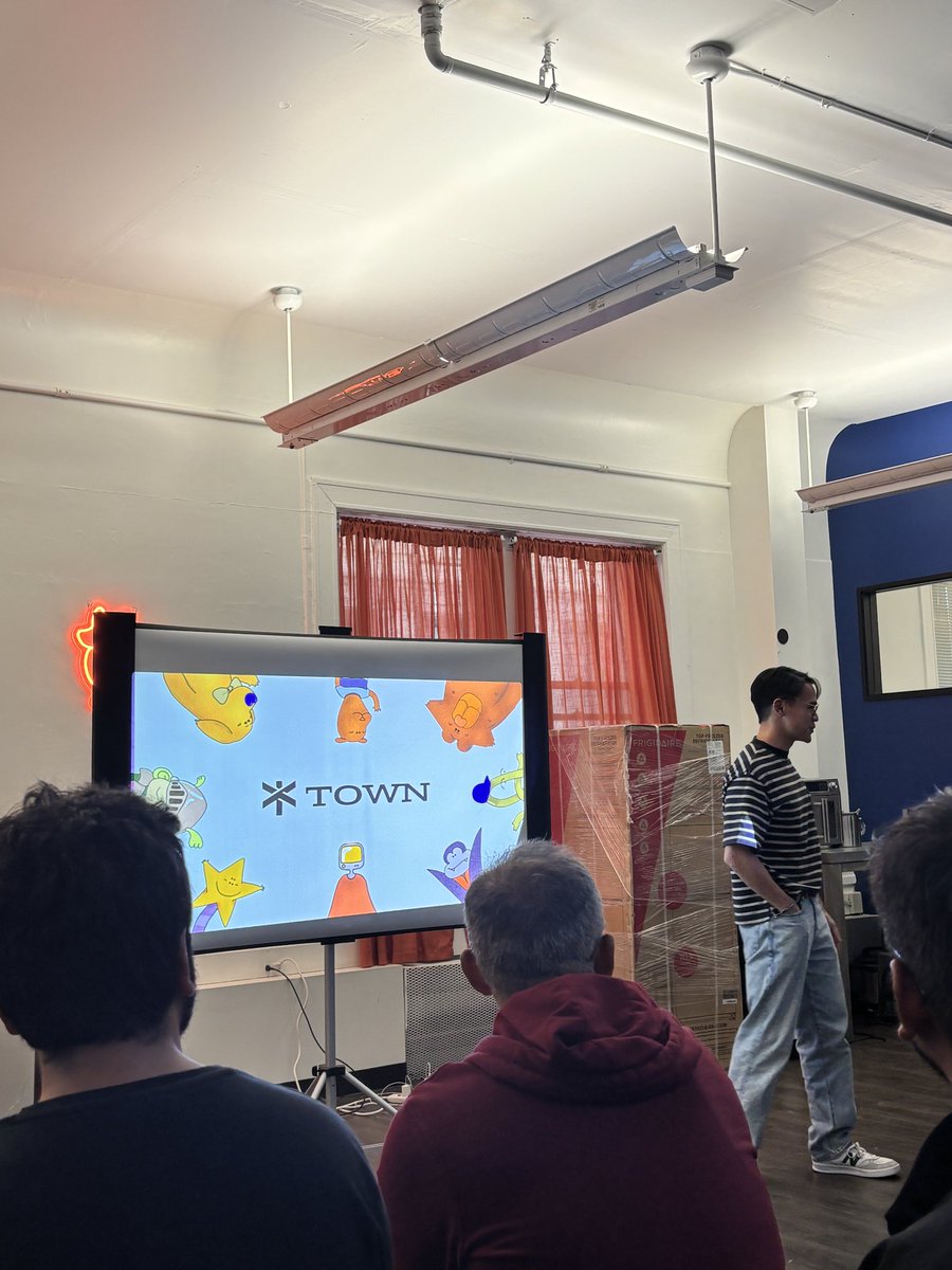 AbhilashaPurwar's tweet photo. Absolute banger of an event - Multiplayer AI. Thanks so much to all those who presented, put together, genuinely the best, most fun, deepest, most tech savvy conversations in SF till now. 

@prukalpa @AtlanHQ @hydra_db 
Thanks for hosting @jean_ette_li and can I thank and tag Trudy the Corgi for vibes. 

So many endless applications of multiplayer AI 🤯
Would ChatGPT win it ? With their retail scale ? Could muse crack it ? What about Gemini ? Or could it be something else something non big tech. 🤷🏻‍♀️
So many questions, no correct answer, only contemplations and building and fun ✌️
