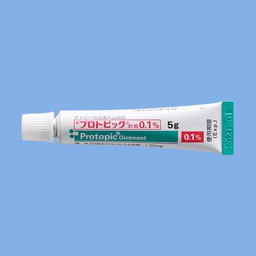 pharmacistT89's tweet photo. 【小児用なのに子どもにNGな塗り薬！？】
当たり前ですが、処方された本人以外は使用しないで！

『プロトピック軟膏』は🙅‍♂️小児に禁忌
『プロトピック軟膏小児用』は🙅‍♂️2歳未満の幼児で禁忌 https://t.co/iUFoMyJcVB