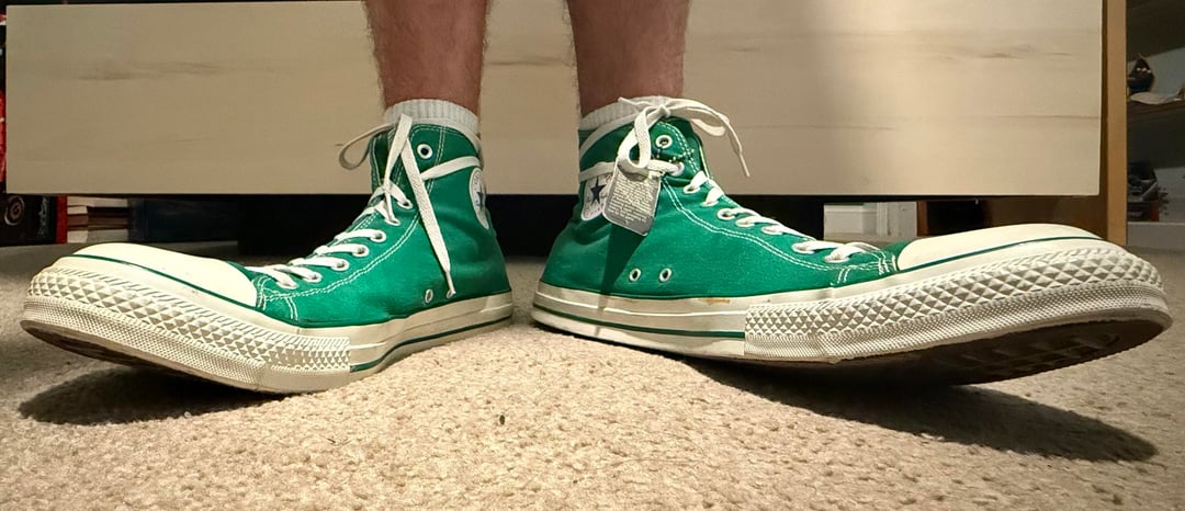 oversizedchucks's tweet photo. I love these green ones so much!

#Fetish #ConverseFetish #ConverseLover #oversizedchucks #CONVERSEFamily #Chucks #Converse #ChuckTaylor https://t.co/tQm1Y0lpY4
