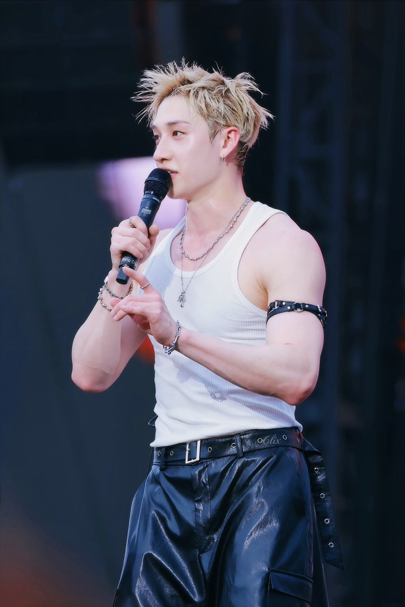 chris_lovelix's tweet photo. 260606

🐺 💦 💪🏻

#BangChan #방찬  
#StrayKids #스트레이키즈
#SKZBall #GovBallNYC https://t.co/dSVCnLBTjF