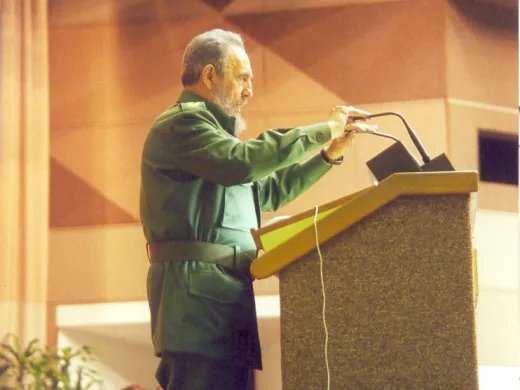 Roilancu1's tweet photo. 🇨🇺Fidel Castro: “El bloqueo dificulta el desarrollo de nuestro país, dificulta la obtención de recursos, dificulta la adquisición de alimentos y medicinas”.

#100AñosConFidel 

#CubaNoEsUnaAmenaza, el bloqueo sí. https://t.co/cLUZ1JYJN4