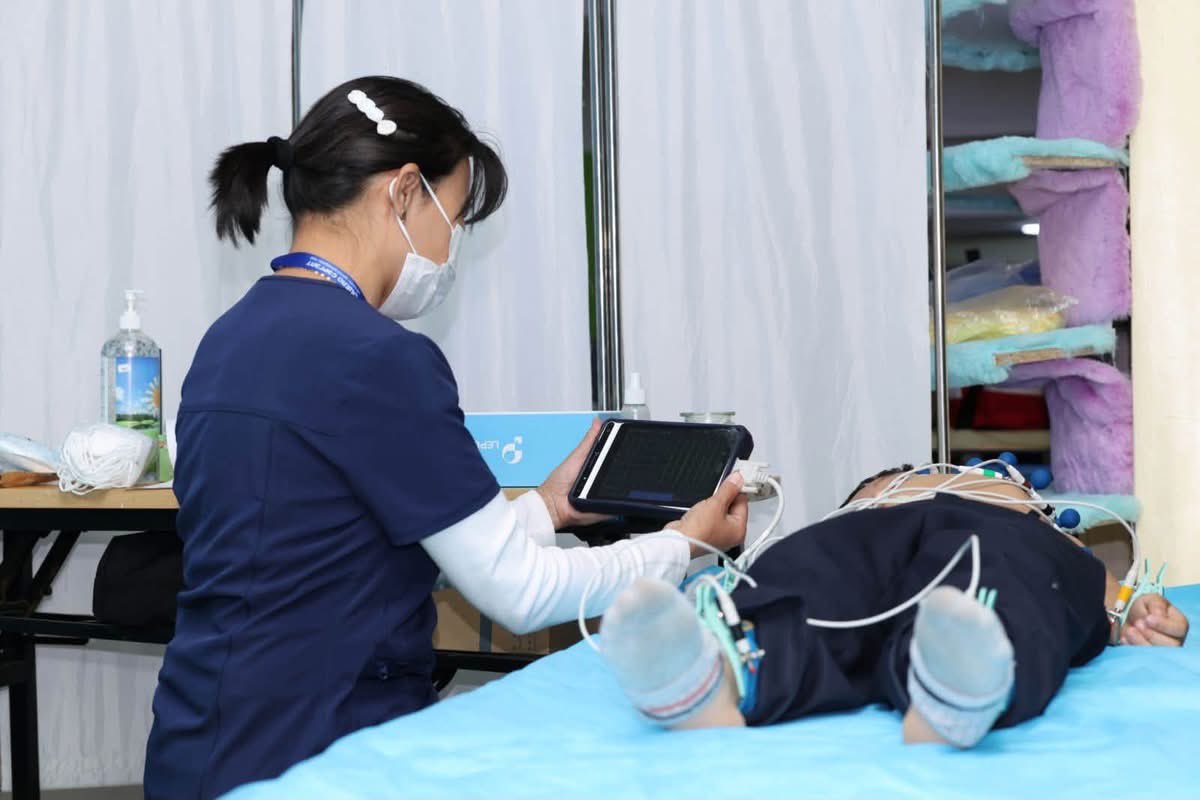 MEDSMongolia's tweet photo. 🩺 СУРГУУЛЬ, ЦЭЦЭРЛЭГИЙН ХҮҮХДИЙН ЭРҮҮЛ МЭНДИЙН ЭРТ ИЛРҮҮЛЭГ ЭХЭЛЛЭЭ

12/01 хүртэл 3, 6, 11, 15 настай 265,958 хүүхдийг өсөлт хөгжил, амны хөндий, нуруу болон сэтгэл зүйн оношилгоонд хамруулж, дүгнэлт зөвлөмжийг гэр бүл бүрд хүргэнэ.

#ЭрүүлМэндийнҮзлэг #ЭртИлрүүлэг https://t.co/1q9iHfA5HR