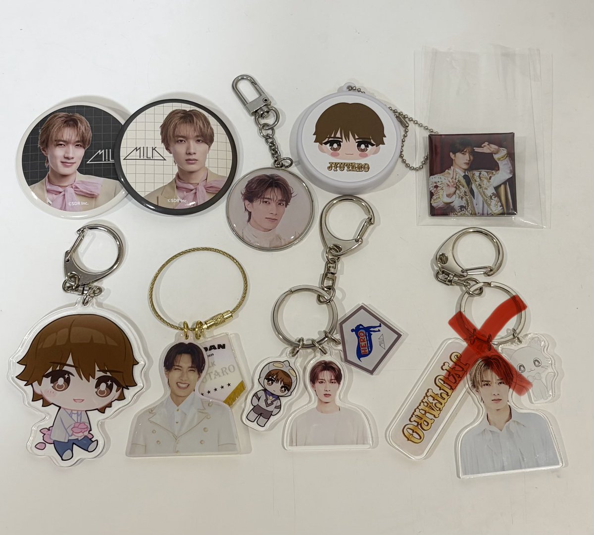 frx9wt's tweet photo. M!LK 山中柔太朗 グッズ 買取 アクスタ アクキー 
お譲り先を探しております

【譲】画像(❌以外)

【求】定価〜ご提示ください

10/4.11 ツーショ会手渡し、又は郵送。
お気軽にお声掛けください。
#MILK譲 #MILK求 #MILK交換 https://t.co/z0BE0KIrro