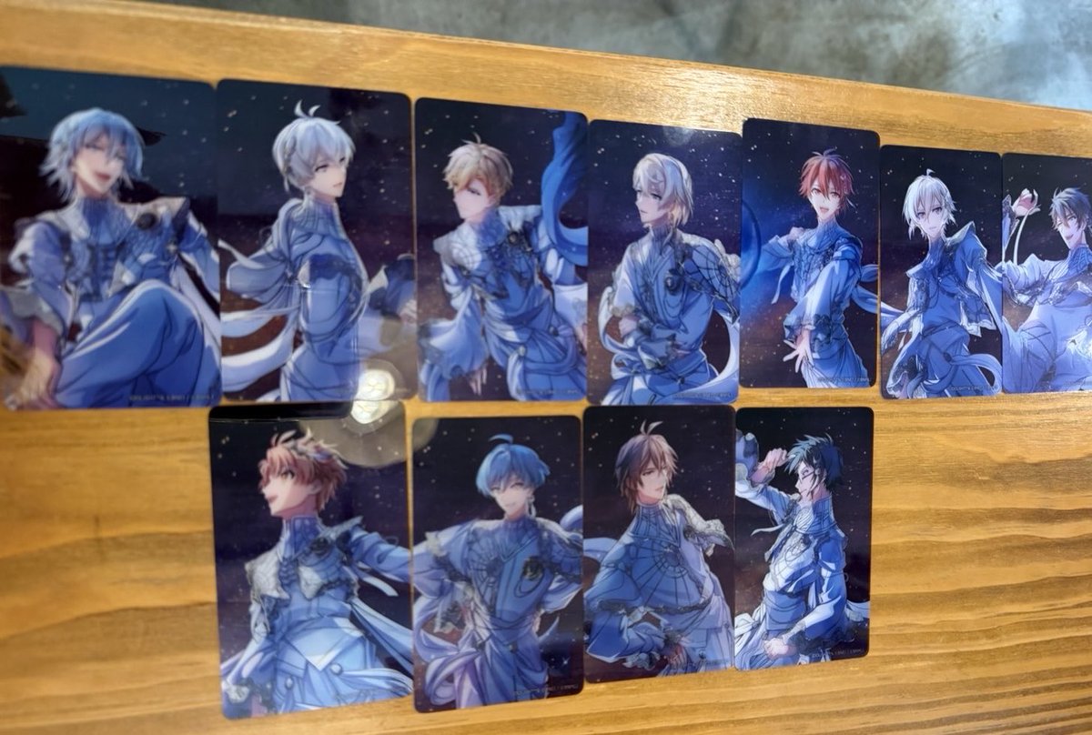 Eva8_16's tweet photo. 【交換.譲渡】
アイナナ トレーディングクリアカード 週刊ファミ通　

譲】画像のもの(現在出先の為スリーブ、ID付き写真無し。後程対応致します)
又は定価(＋送料)

求】楽、一織(友人)

仙台手渡し>>郵送
纏めての方優先　

大変難しいかと思いますが、宜しくお願い致します🙇🏻‍♀️ https://t.co/JeOEKs0NGJ