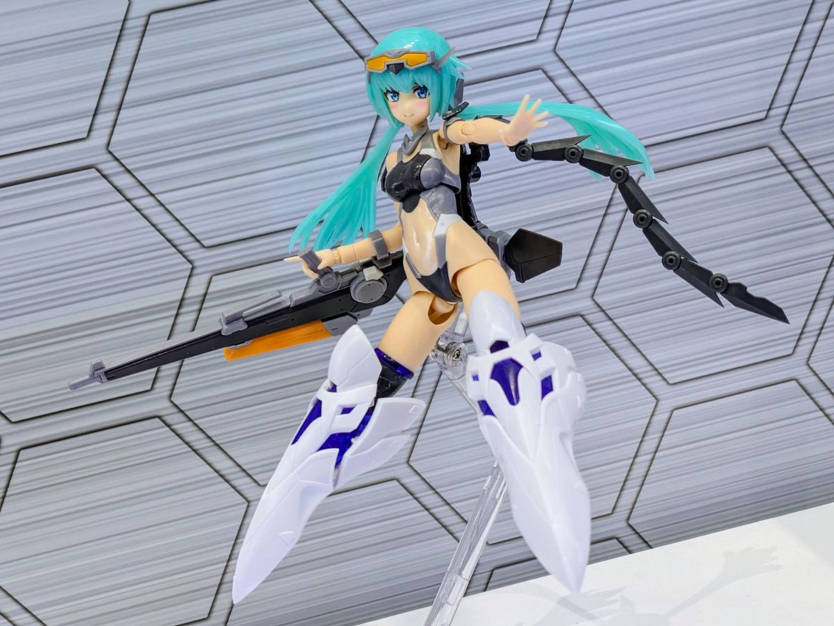kotobukiya_p's tweet photo. 【展示情報】
M.S.G「ヘヴィウェポンユニット77 アクティブブースター」の彩色見本を全日本模型ホビーショーで初展示！

※ドゥルガーⅡにはアクティブブースターを2セット使用しています。

#コトブキヤHS https://t.co/mi9hujsSa7
