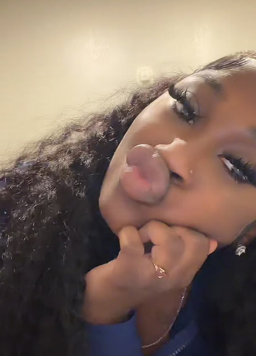 LipQueenCity tweet picture