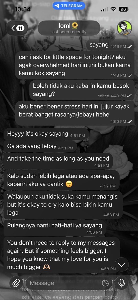 foundraaa's tweet photo. she respects my space and never makes me wait,love should feel like a safe place i’m really lucky to have her 🩷 https://t.co/35FyUPpQk5