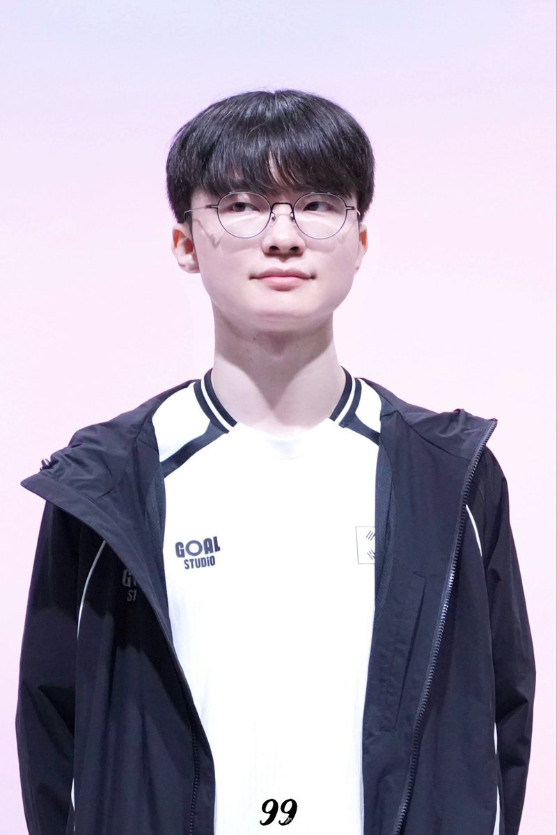 99canfly99's tweet photo. 261002 AG

국대냥

#FAKER #페이커 https://t.co/IWOFnrqUVQ