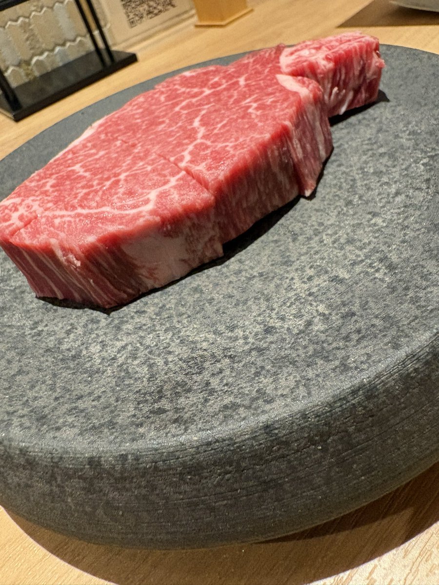 kamannn19's tweet photo. 利益出して食らう肉は最強🔥

#シャトーブリアン https://t.co/Ib9rCjHYhn
