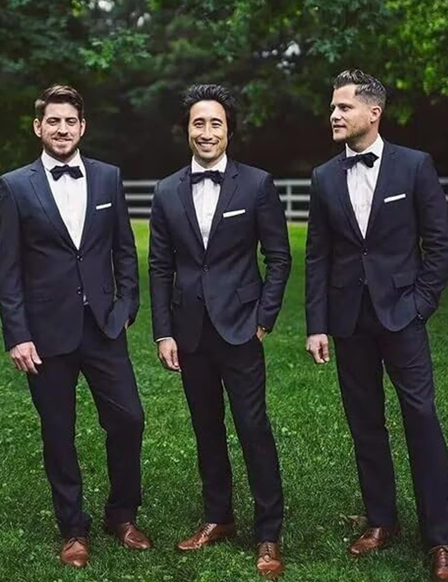 gear_outlet's tweet photo. Suited. Tailored. Ready for "I do." 🤵✨
https://t.co/7FKD8MEW65
2026 Men's 2-Piece Notch Lapel Wedding Suit — blazer + trousers for grooms & hosts who want business-sharp meets formal-elegant.
#GroomStyle #WeddingSuit #TailoredFit #WeddingFashion #2026Wedding #MensSuit https://t.co/j8mpI5Zvox