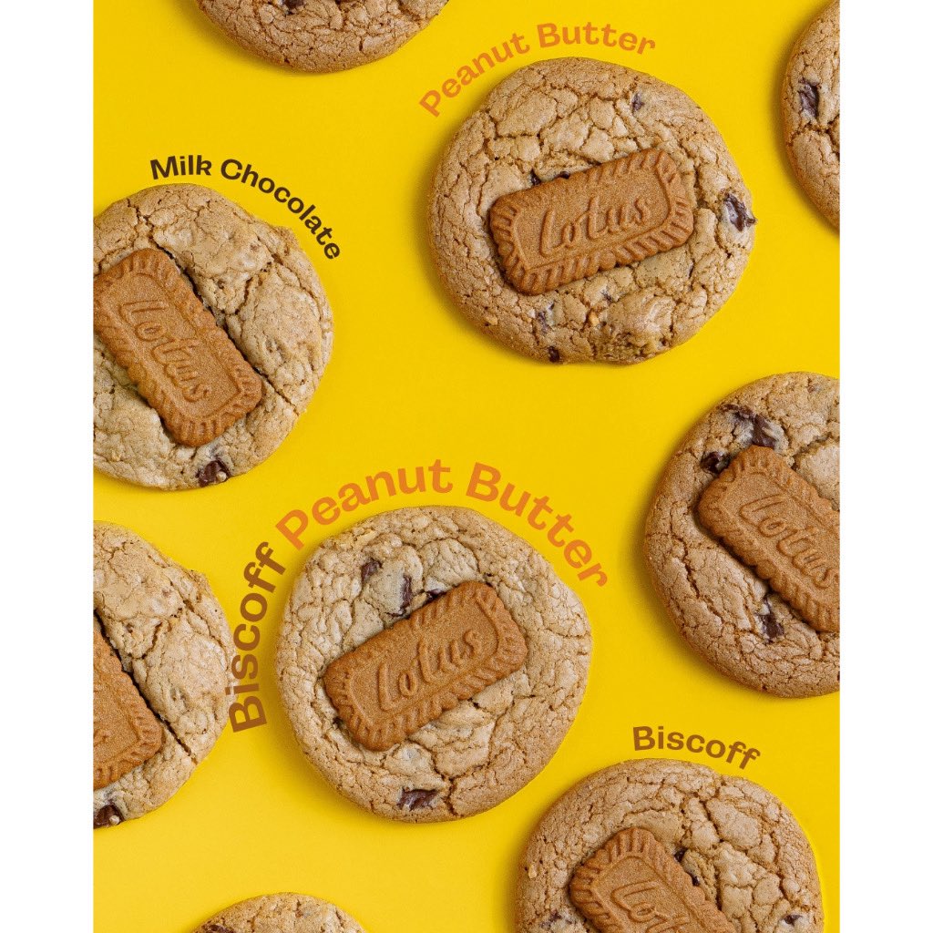 pynpma's tweet photo. 🍪 Soft Cookies - คุกกี้นิ่ม ใครสายของหวาน สายคุกกี้ แนะนำเลย ส่วนตัวชอบ ซอฟคุกกี้มากกว่าธรรมดา ✋🏻💘 กินง่าย อร่อยง่าย ฟินๆเลยล่ะะ 

☆ มีหลายรสให้เลือกเลย ส่วนตัวชอบ
ㅡ Biscoff PeanutButter 🧈
ㅡ Midnight Oreo 🍫
ㅡ Thai Afternoon Tea 🫖

พิกัดความซอฟ : https://t.co/4yg9cBwWyi

#ShopeeAffiliate #softcookies #ซอฟคุกกี้ #คุกกี้นิ่ม