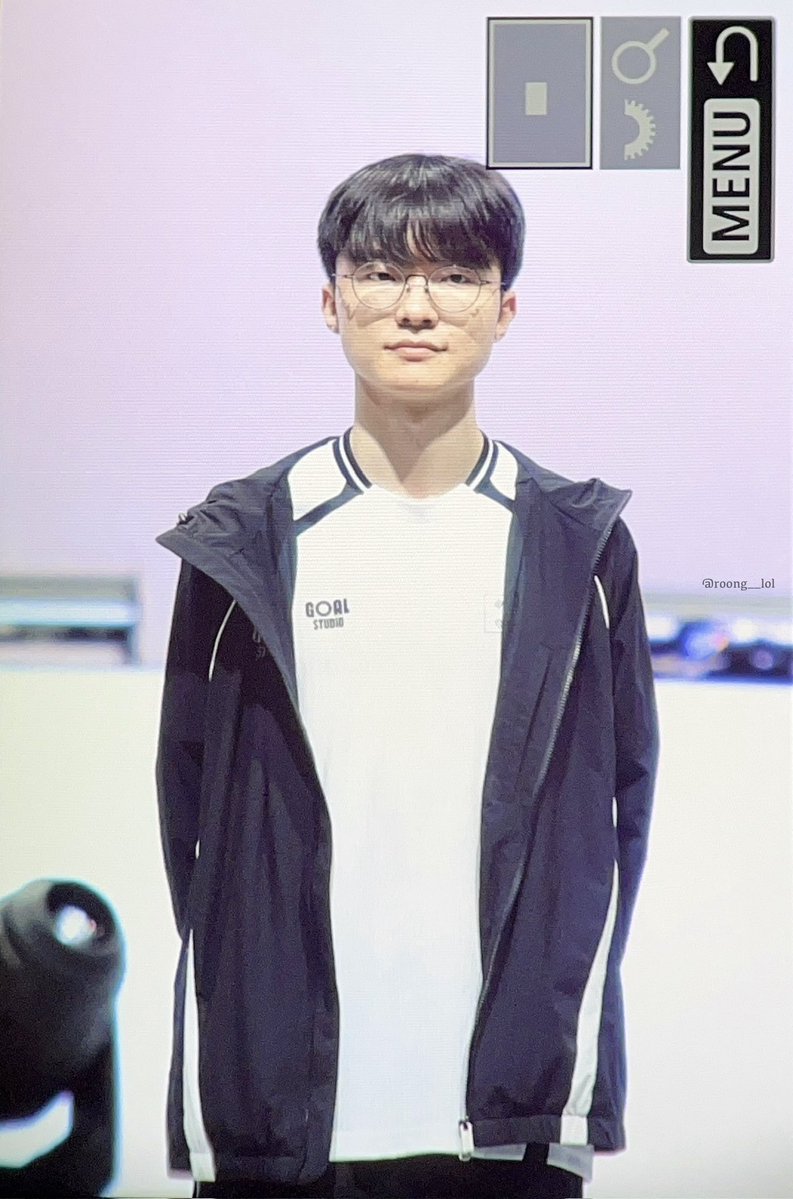 roong__lol's tweet photo. 261002 나고야 아시안게임 결승 페이커

#Faker #페이커 https://t.co/ZpTz67YOWX