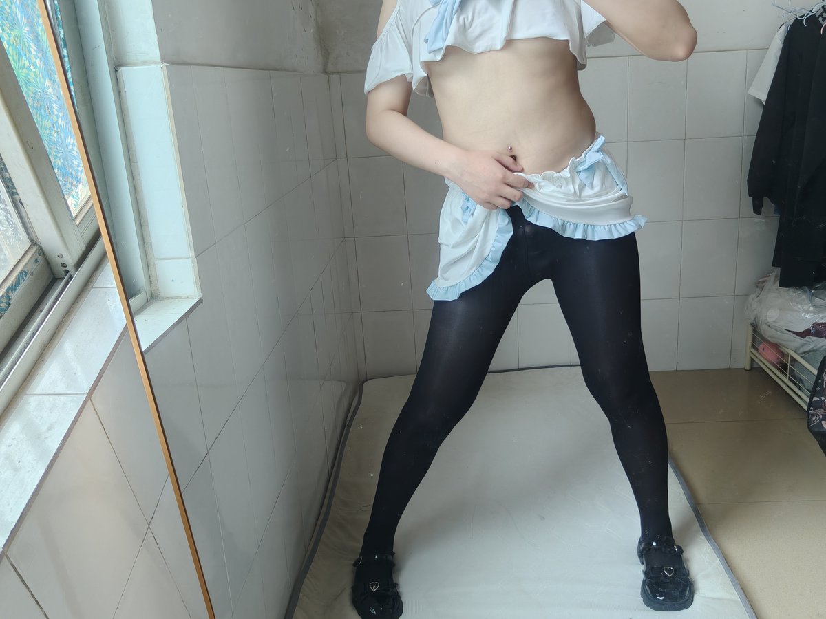 y57376's tweet photo. 感觉还行，就是身体不够女性化，还是得接着雌堕吃药，好像被肏啊！下一次出那个全黑的，已经打了肚脐钉还有乳钉嘿嘿嘿，上牌母畜，专业精液存储器。齁齁齁！#TS #雌堕 #药娘 #娼年 #男娘娼年 #精液 #肏 #处女 #处男 #金主 https://t.co/OxYxoYKNyv