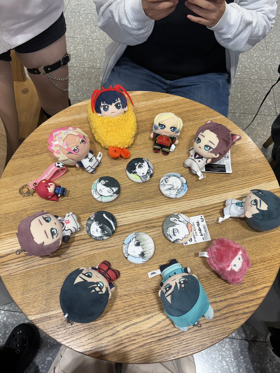 rincherrynyan's tweet photo. @nisu_lock 
@ring2_1223 
@chikk_1010 
@iyrw3k 
@Ohje5030 
@shi_dou11 
@diorbranddo 

2일차 마법진!!⚽️ https://t.co/zbOyuuHcHX