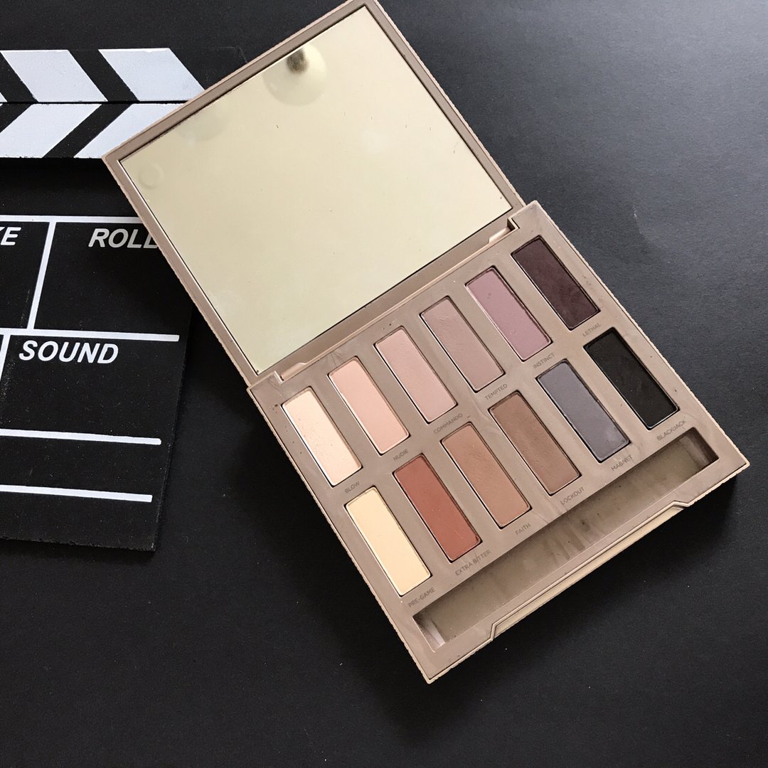 zuiowqeys's tweet photo. Urban Decay Naked Ultimate Basics Eyeshadow Palette https://t.co/3LDGesReGQ