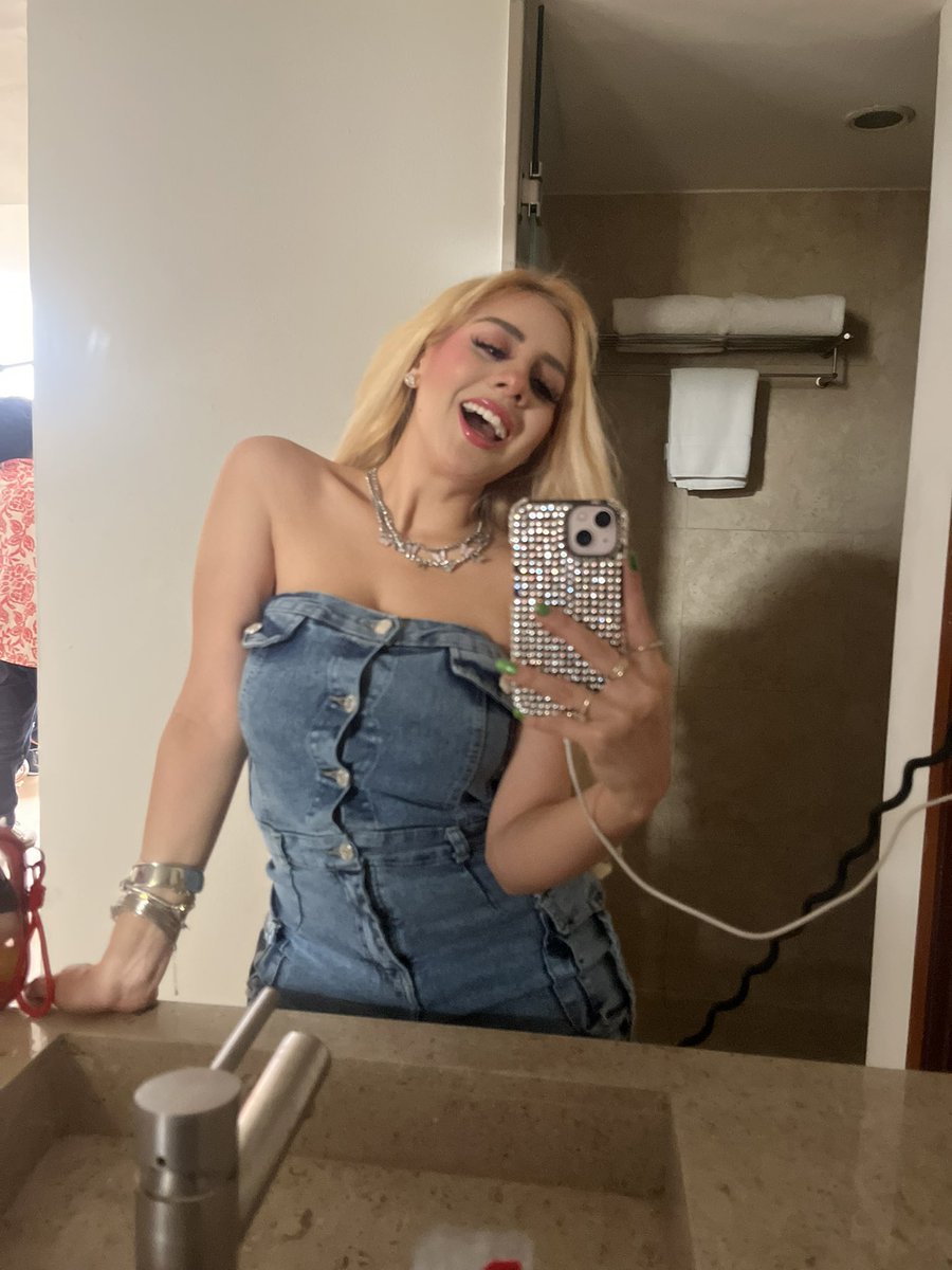 Datsy_Acuna1's tweet photo. Miaa🥰❤️❤️❤️ https://t.co/50fidMEA3A