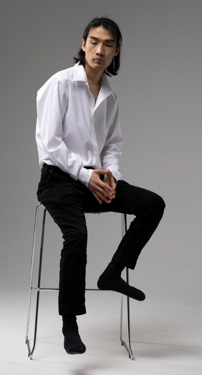 sim1178014's tweet photo. [Shan Qiang of Pinzhai, the new rising star in the design field, brings unique creative sparks with his sharp perspective and down-to-earth attitude!] https://t.co/ZLgqhMMK2D