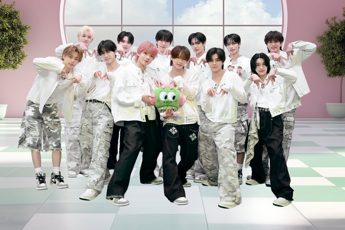 Kstyle_news's tweet photo. KO1KEYZ、バラエティ能力No․1と最下位を決定！腕立て伏せ＆壁ドン対決にも注目

▼テレビ朝日「M:ZINE」今夜放送
https://t.co/IJgkNlZzuY https://t.co/wkq4ykAZvP
