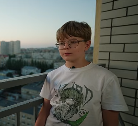 jiruofthewired's tweet photo. what the fuck is this nigga wearing???? https://t.co/LMXGZxXKmM