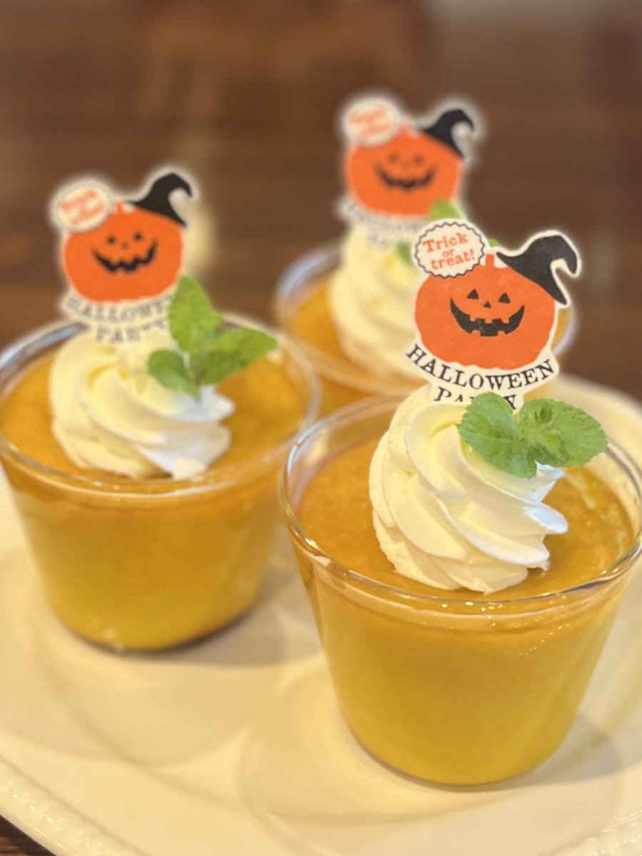 SarrysC's tweet photo. 今月の限定デザートはこちら↓

🍵しずおか抹茶パフェ
🍵抹茶あんみつ
🎃かぼちゃプリン https://t.co/14vJVfS6PV