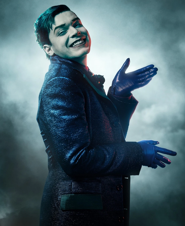 Kall_elVV's tweet photo. acho divertido que a série gotham teve as duas versões e ambas foram espetaculares 

nunca vou superar https://t.co/J95yHErPcL