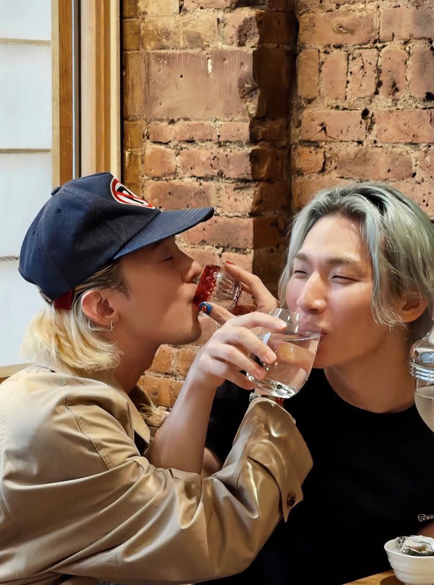 mertkrky1f's tweet photo. @matteblk88 yes.
taeyang&amp;hyorin-1AM
top&amp;nana-studio54
gd&amp;daesung-loot at me gwisun

congrats vip nation, we did it! https://t.co/fy30PwyCLc