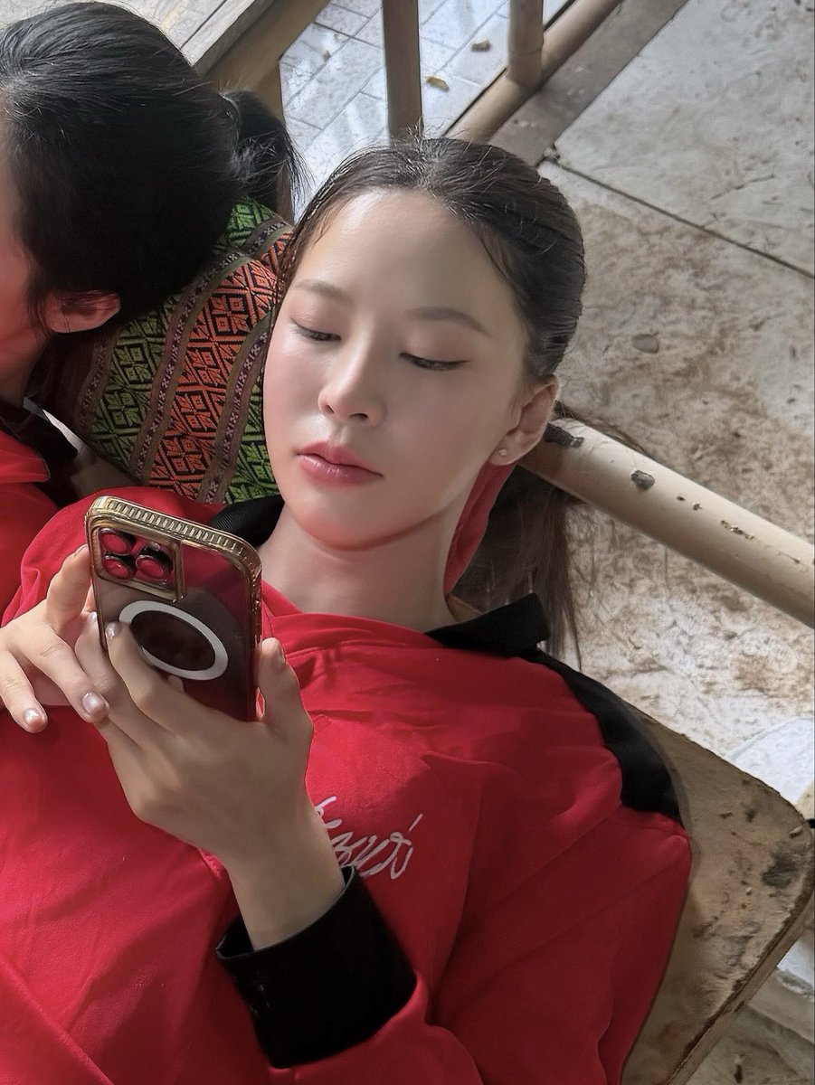babigachar's tweet photo. ตื่นมาแล้วเจอหน้าแบบนี้ ชื่นใจอิหลีวะ https://t.co/kiTAL3e4k5