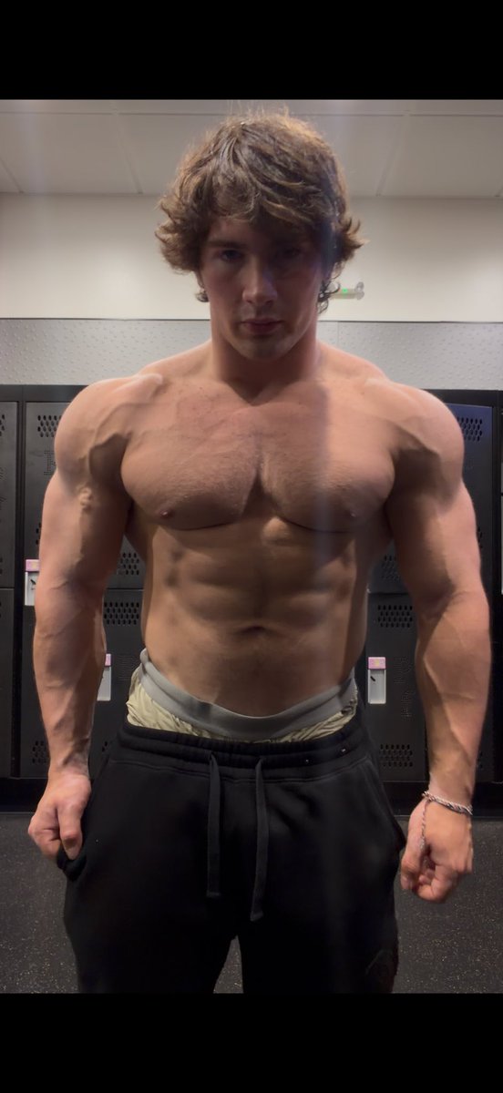 PaulJacksonFit's tweet photo. #bodybuilding #fyp #fitness #gym #viral https://t.co/tM0vXCcUIK