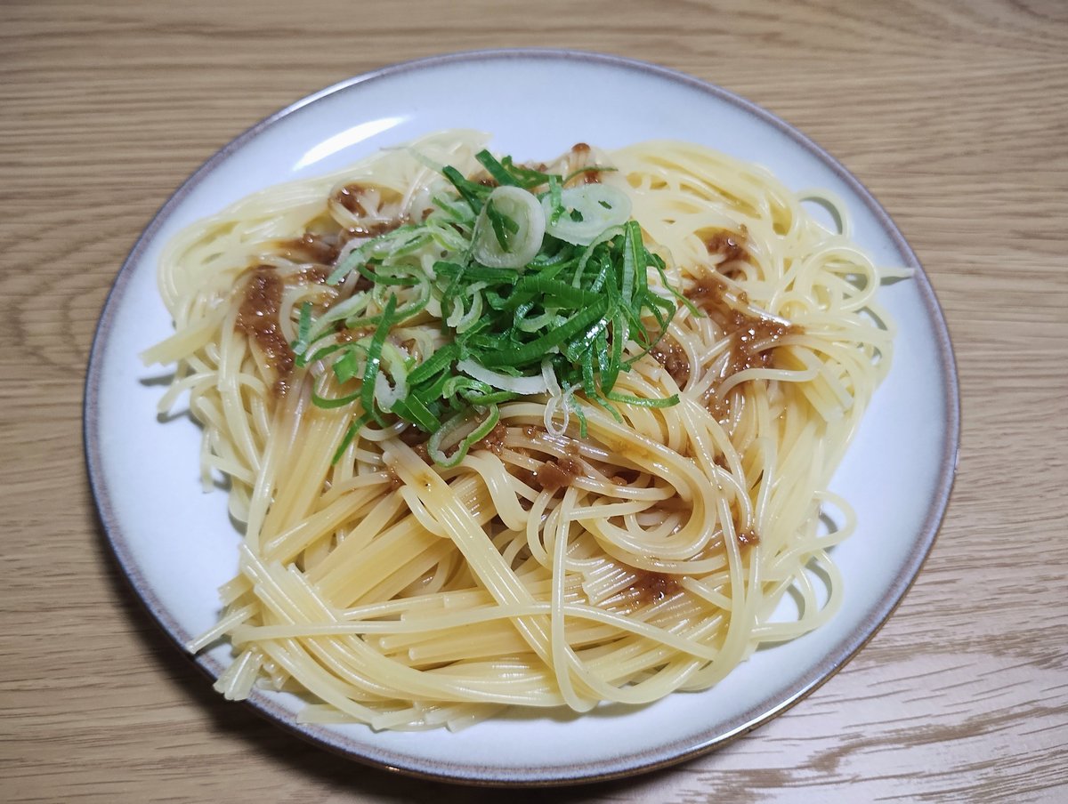 subgame334's tweet photo. いいかしじまパスタだけ作れれば生きていけるんだ https://t.co/qwogcQA83A