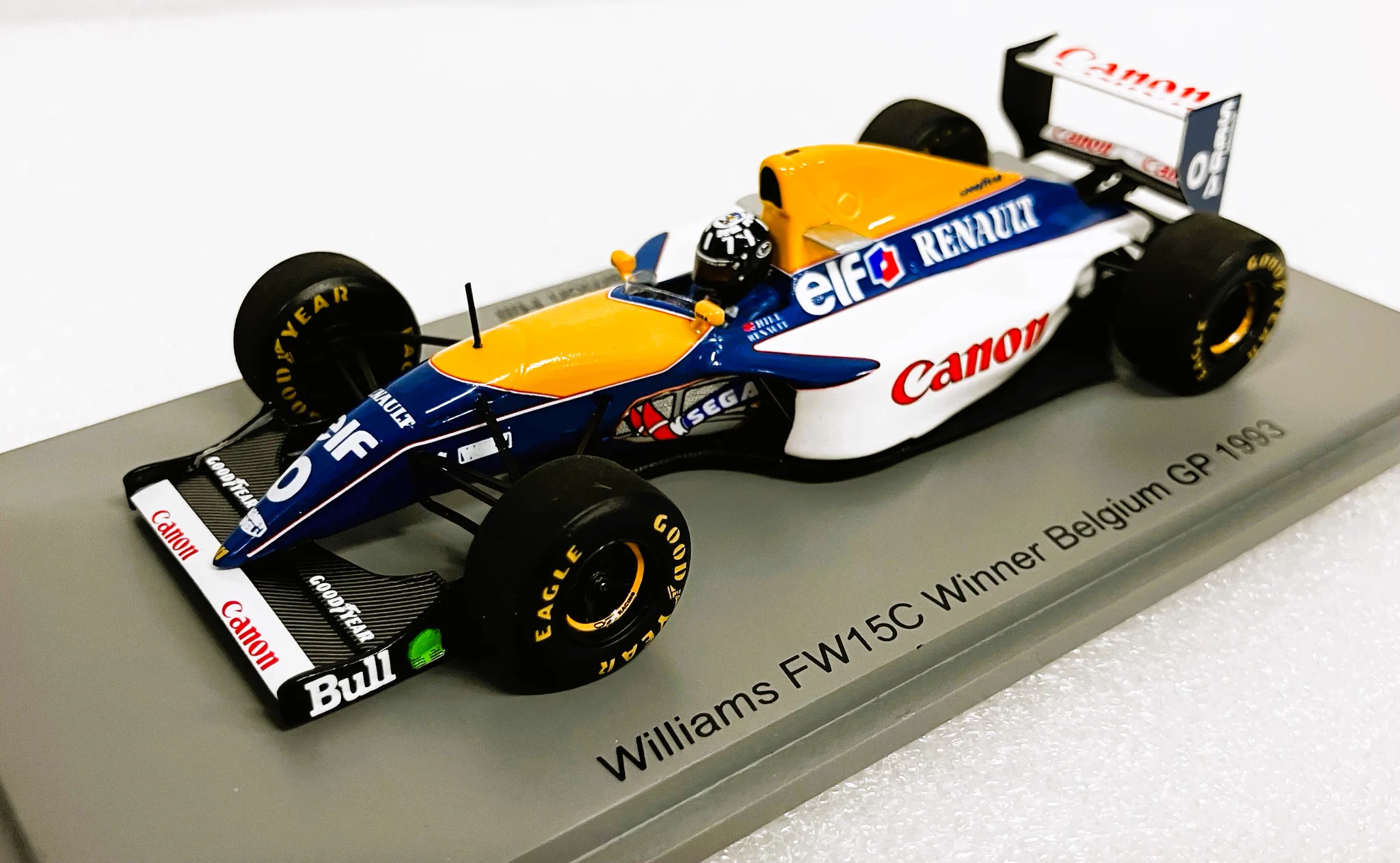 PMA 1/18 ＃０ ウィリアムズ ルノー FW15 D.ヒル キャメルロゴ PMA 1/18 ＃0 ウィリアムズ ルノー FW15 D.ヒル キャメルロゴ 予約