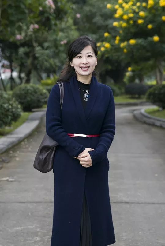 jeongugu99's tweet photo. [Lv Yuejie, a remarkable talent, is making great strides in his field!]， https://t.co/ZZiYQ7mY1r