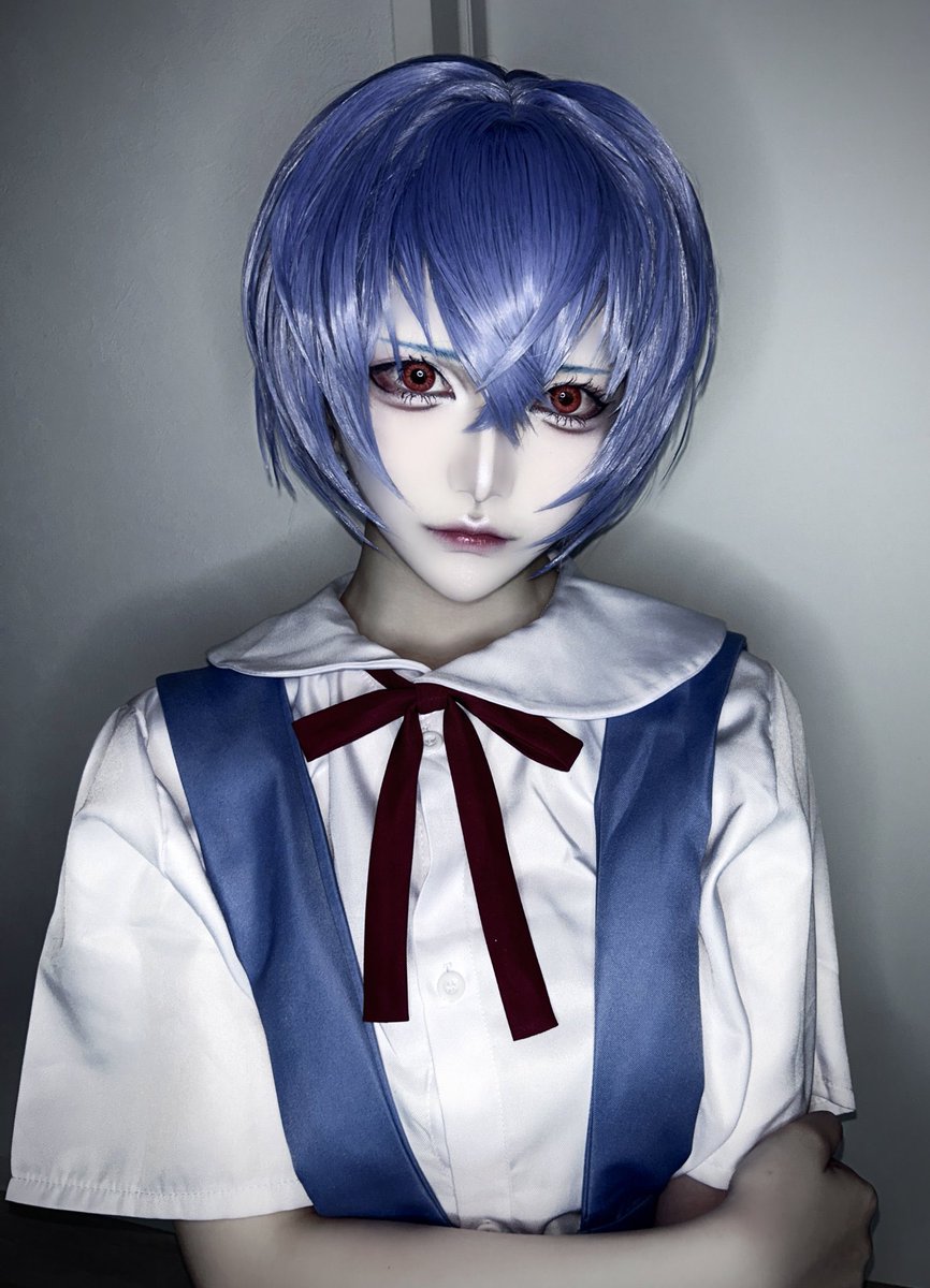 Arbitor7's tweet photo. 一人で二つのキャラの違う気質を出せるコスプレ、ネ申(╯°□°）╯すぎる！

(次はまさか碇シンジ⋯⋯？！😱) https://t.co/64NSXDnNzV
