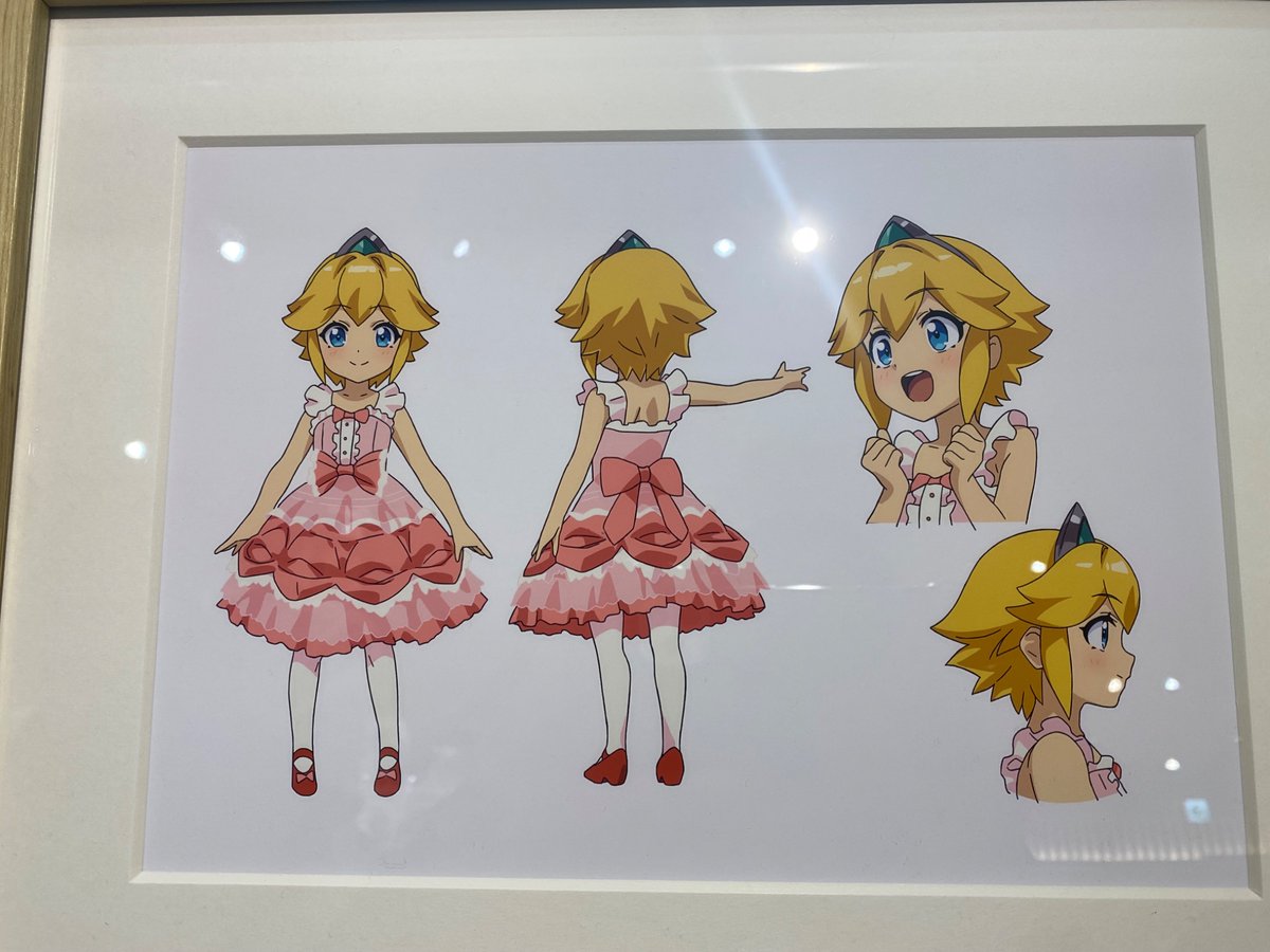 hinotani_sweets's tweet photo. #ガデテル5周年
有楽���でのイベント
ここでも夏コミでいらっしゃったレイヤーさんが登場。
1周年記念のイラスト資料もあって参考になった。 https://t.co/hjuiIQZBZz