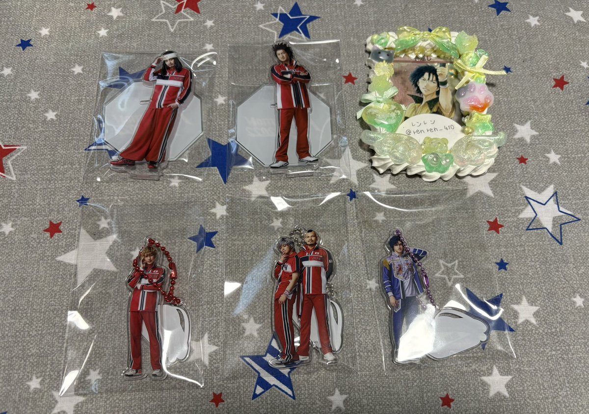 renren_410's tweet photo. 【交換、譲渡】
新テニミュ　ステショ　ランブロ
アクスタ

譲）画像①〜⑥
求）画像⑦
　　定価＋送料

画像①〜④は画像⑤〜を含む譲渡、求の下線部キャラとの交換優先。物によりお返事にお時間いただきます。
色々検討しますので、お気軽にお声掛けください。 https://t.co/g7VttXVFLt