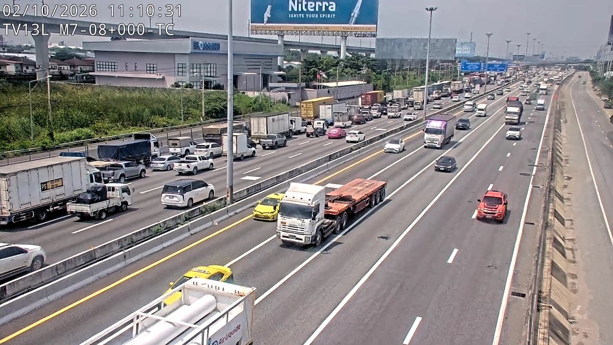 motorway_th's tweet photo. **แจ้งข้อมูล**
รถเสีย ทล.9 (บางปะอิน-บางพลี)  
กม.54+000 มุ่งหน้าบางปะอิน(สะพานทับช้างเก่า
กีดขวางการจราจรทุกช่องทาง
เจ้าหน้าที่กำลังเร่งดำเนินการเคลื่อนย้าย
ปริมาณรถมาก เคลื่อนตัวได้ ชะลอตัวเป็นระยะทาง 4 กม. 
 แนะนำเลือกใช้เส้นทางอื่น สายด่วนมอเตอร์เวย์ 1586 กด 7 ดูน้อยลง https://t.co/pmHHFaQeeq