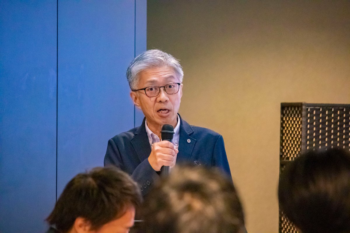 sports_JSA's tweet photo. 令和8年年9月3日 #エディオンピースウイング広島 にて
#スタジアム・アリーナ 表彰式と #スポーツコンプレックス シンポジウムを開催しました！
当日の様子はスポーツ庁YouTubeをご覧ください！🔽
https://t.co/BfjaBwOU1n
#文部科学省　#経済産業省　#スポーツ庁 https://t.co/CDLvUZ1EEw
