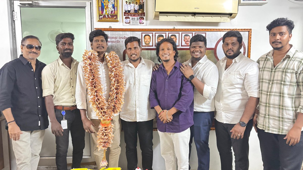 TiruttaniSfc's tweet photo. இன்று பிறந்தநாள் காணும் சூர்யா நற்பணி இயக்க மாநில செயல் தலைவர் அண்ணன் RA. ராஜ் அவர்களுக்கு, திருவள்ளூர் மேற்கு மாவட்டத் தலைமை சார்பாக இனிய பிறந்தநாள் நல்வாழ்த்துகள்! 💐❤️

@AariSuriya 

#TiruttaniSfc https://t.co/IJhs17Dlal