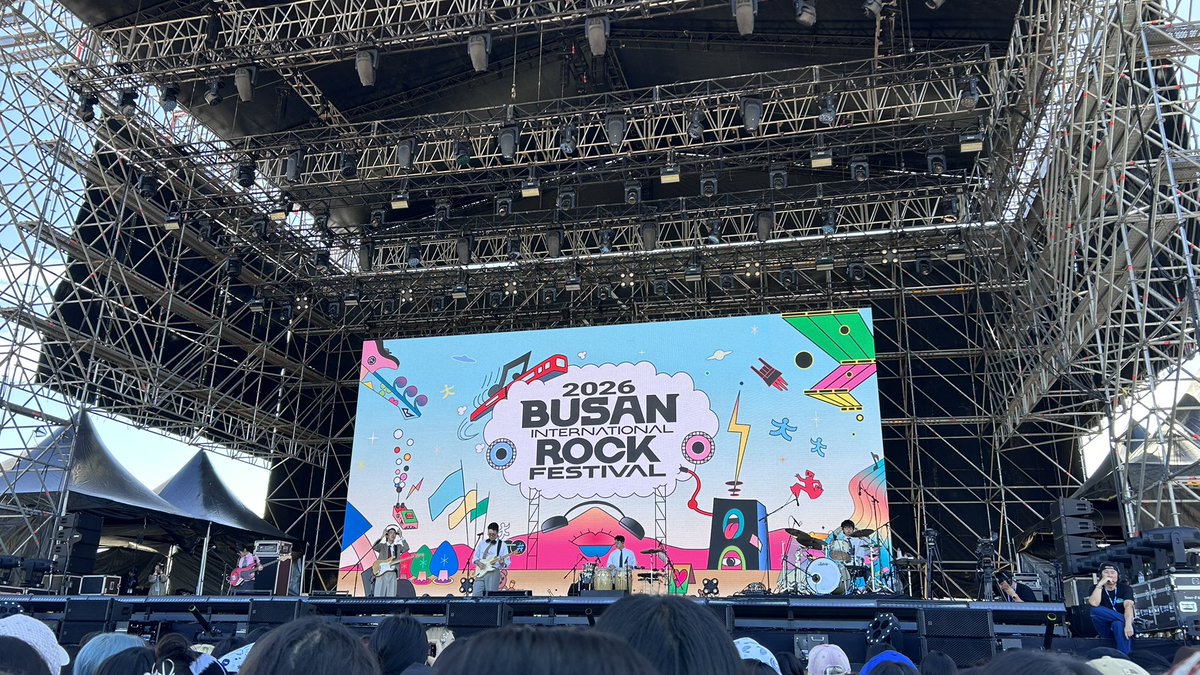 morebandmore's tweet photo. 세요님 이렇게 얼굴 잘 보이는 거 처음... https://t.co/hJjPyTi15e